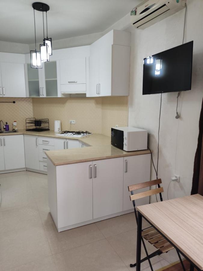 Tavdadebuli Apartment Batumi Ngoại thất bức ảnh
