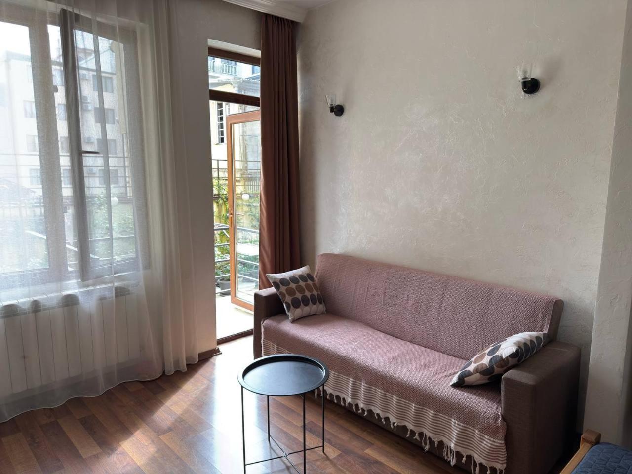 Tavdadebuli Apartment Batumi Ngoại thất bức ảnh